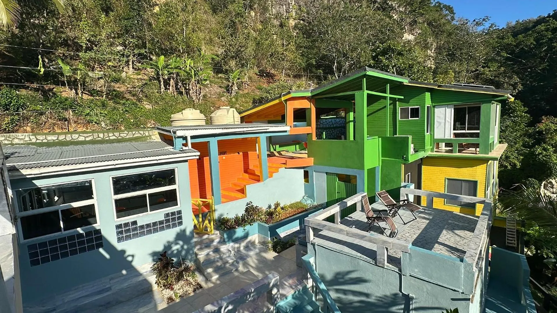 Exclusive Mountain And Farm Villa Escape Spring Garden