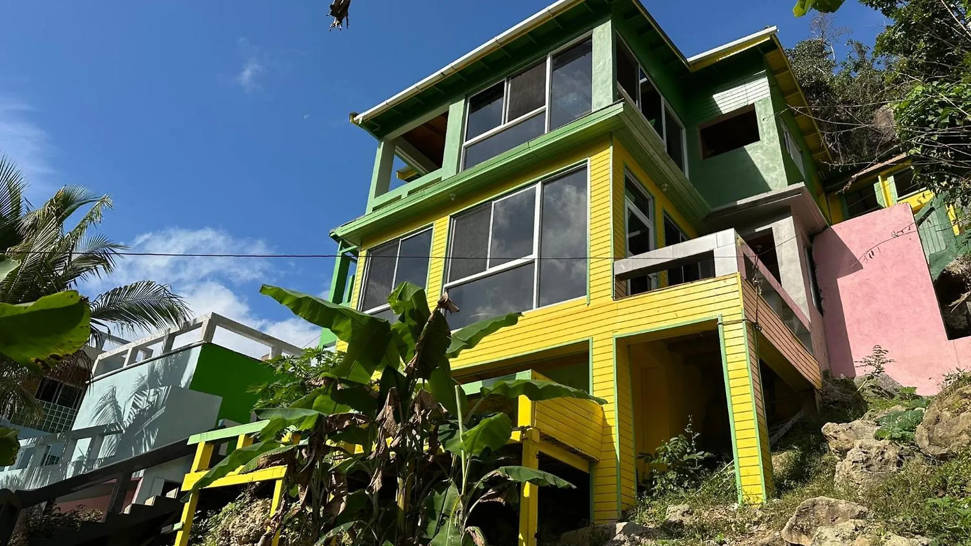 Exclusive Mountain And Farm Villa Escape Spring Garden