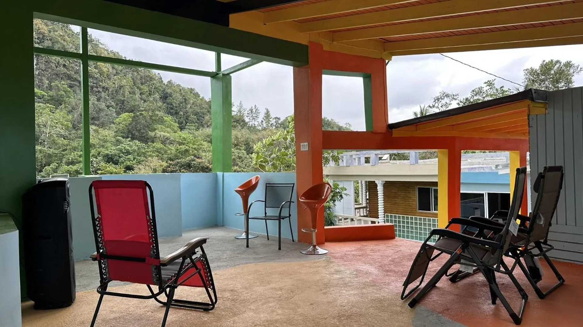 Exclusive Mountain And Farm Villa Escape Spring Garden